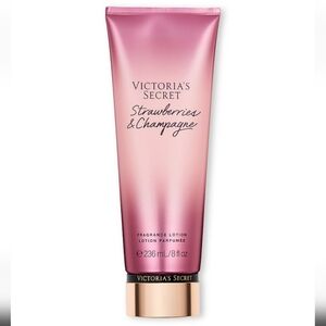 Victoria's Secret Strawberries & Champagne Fragrance Lotion ✨ 🆕